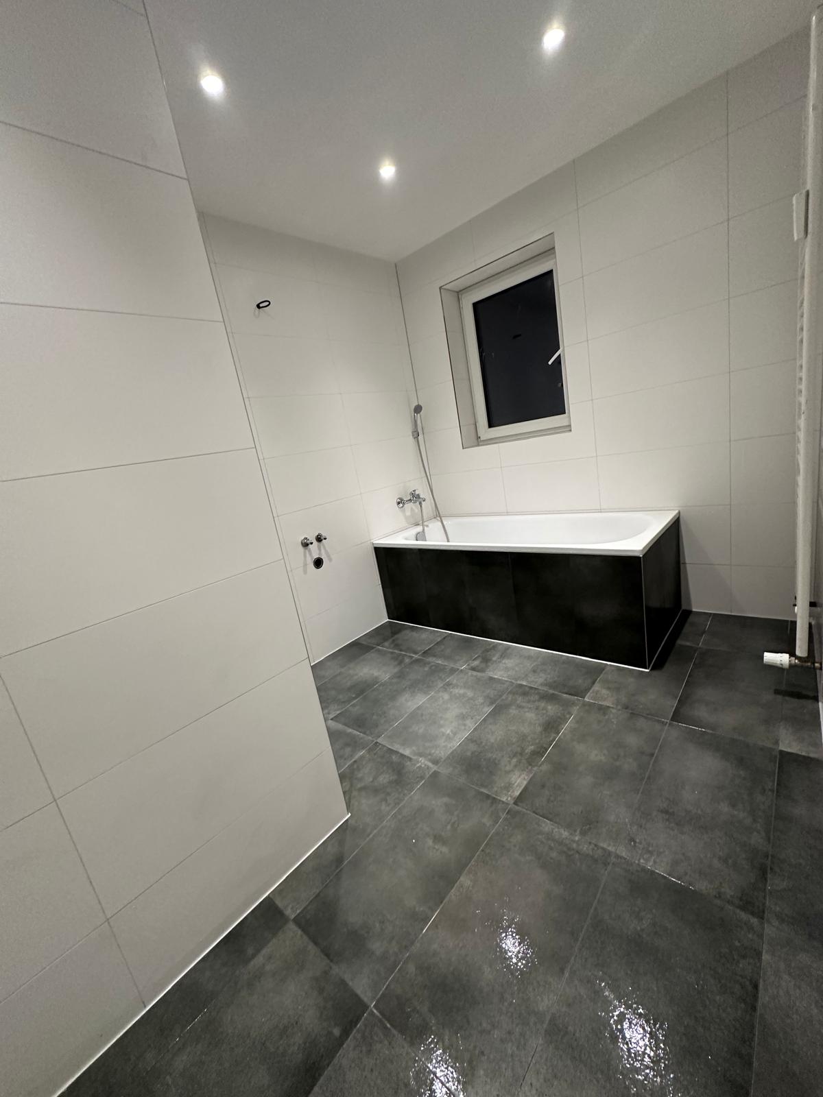 Küchenrenovierung – neuer Bodenbelag und Anstrich